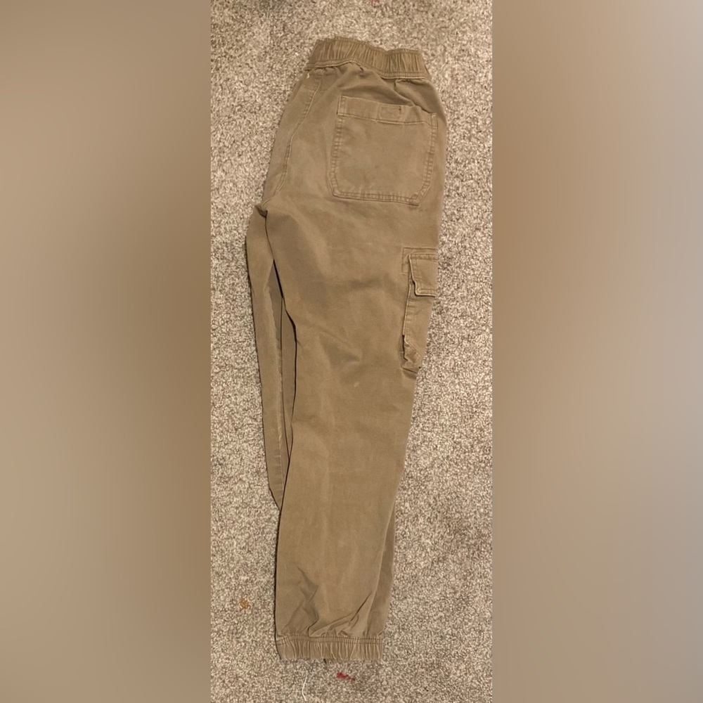 tan cargo pants